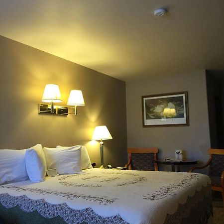 Whispering Sands Motel Hanksville Экстерьер фото